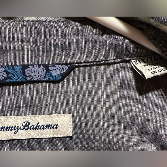 Tommy Bahama Plaid Button Down - Picture 3 of 6